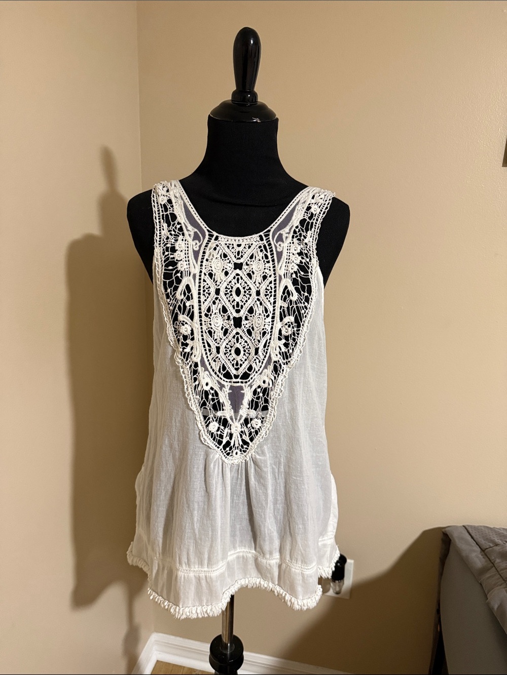 Vanilla Star White Crochet-Front Sleeveless Camisole